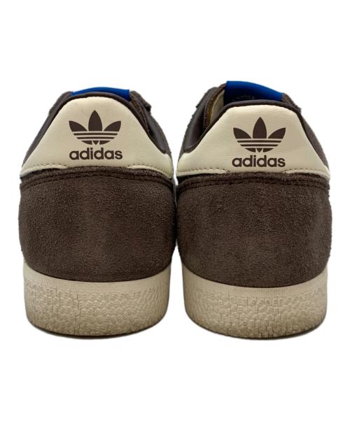 adidas（アディダス）adidas (アディダス) ローカットスニーカー ブラウン サイズ:23.5cmの古着・服飾アイテム