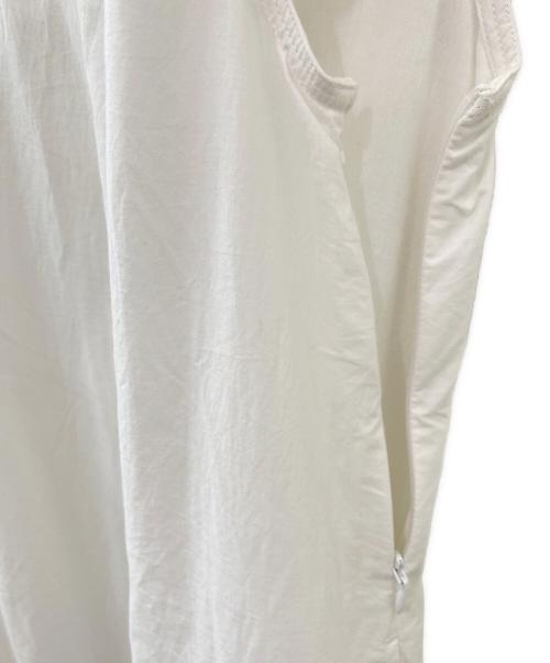ne quittez pas（ヌキテパ）ne quittez pas (ヌキテパ) ノースリーブワンピース ホワイト サイズ:Mの古着・服飾アイテム