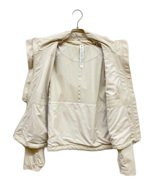 LULULEMON（ルルレモン）LULULEMON (ルルレモン) Always Effortless ジャケット ベージュ サイズ:6の古着・服飾アイテム