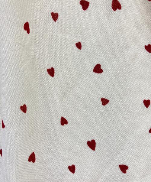 MISTREASS（ミストレアス）MISTREASS (ミストレアス) Heart Pattern Off Shoulder Frill Dress アイボリー サイズ:Fの古着・服飾アイテム
