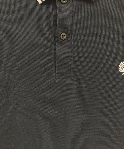FRED PERRY（フレッドペリー）FRED PERRY (フレッドペリー) ポロシャツ ブラック サイズ:Lの古着・服飾アイテム