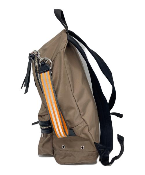 MARC JACOBS（マークジェイコブス）MARC JACOBS (マークジェイコブス) THE BACKPACK MARC JACOBS ベージュ サイズ:実寸参照の古着・服飾アイテム