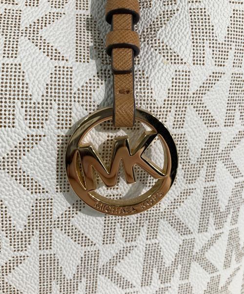 MICHAEL KORS（マイケルコース）MICHAEL KORS (マイケルコース) トートバッグ ホワイトの古着・服飾アイテム