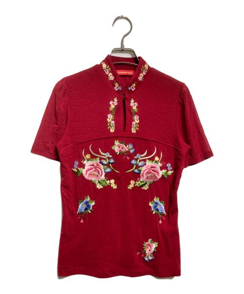 VIVIENNE TAM（ヴィヴィアンタム）VIVIENNE TAM (ヴィヴィアンタム) Multi flower embroidery on stretch net ブラウス レッド サイズ:40の古着・服飾アイテム