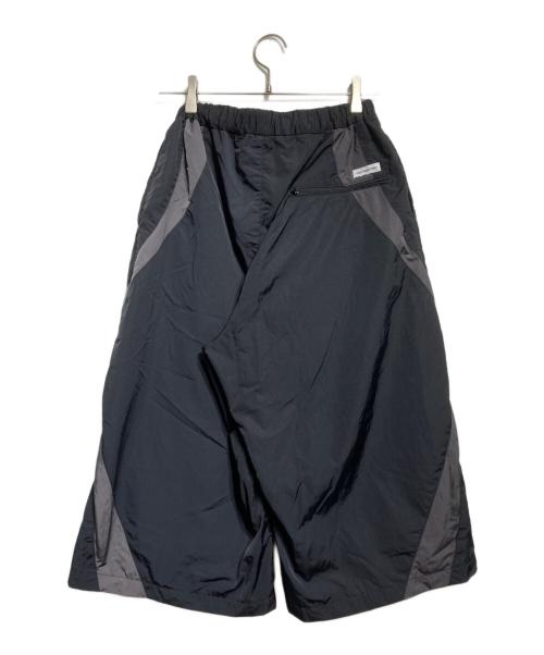 COOTIE PRODUCTIONS（クーティープロダクツ）COOTIE PRODUCTIONS (クーティープロダクツ) Nylon Paneling Shin Cut Wide Track Pants ブラック×グレー サイズ:Ｓの古着・服飾アイテム