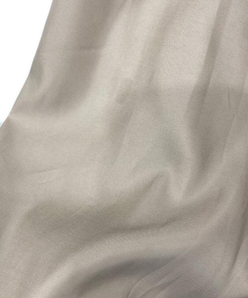 STRASBURGO（ストラスブルゴ）STRASBURGO (ストラスブルゴ) サテン タックワイドパンツ ベージュ サイズ:36の古着・服飾アイテム