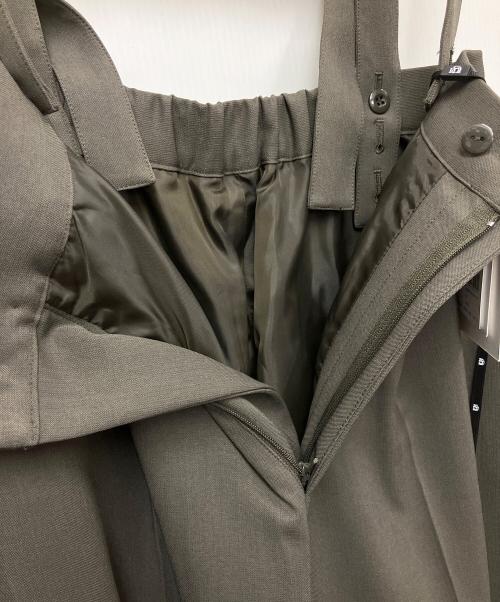 Ameri（アメリ）AMERI (アメリ) MEDI FAKE SLEEVE SUSPENDER PANTS カーキ サイズ:Sの古着・服飾アイテム