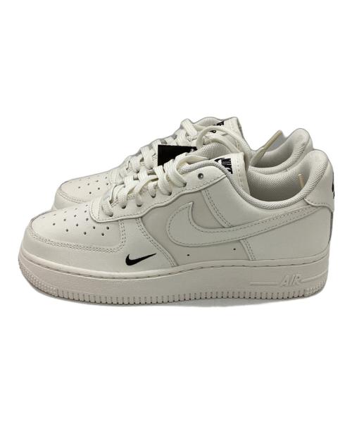 NIKE（ナイキ）NIKE (ナイキ) W AIR FORCE 1 '07 ESS / HF1058-133 ホワイト サイズ:6 未使用品の古着・服飾アイテム