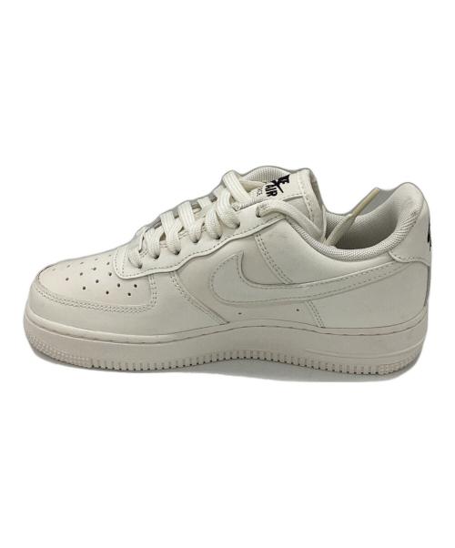 NIKE（ナイキ）NIKE (ナイキ) W AIR FORCE 1 '07 ESS / HF1058-133 ホワイト サイズ:6 未使用品の古着・服飾アイテム