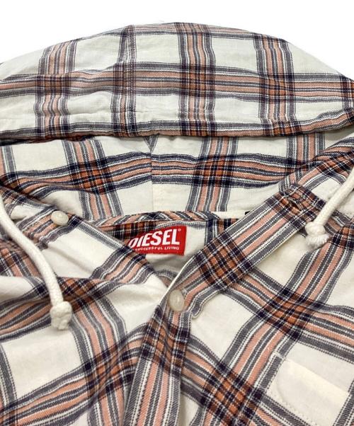 DIESEL（ディーゼル）DIESEL (ディーゼル) S-DEWNY-HOOD　/　A12266 ブラウン×アイボリー サイズ:46の古着・服飾アイテム