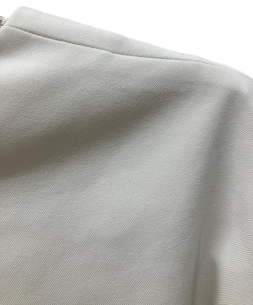 LE PHIL（ル フィル）LE PHIL (ル フィル) 2WAYツイルフレアブラウス ホワイト サイズ:FREEの古着・服飾アイテム