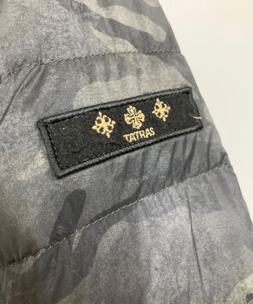 TATRAS（タトラス）TATRAS (タトラス) カモフラージュ柄ダウンコート オリーブ サイズ:2の古着・服飾アイテム