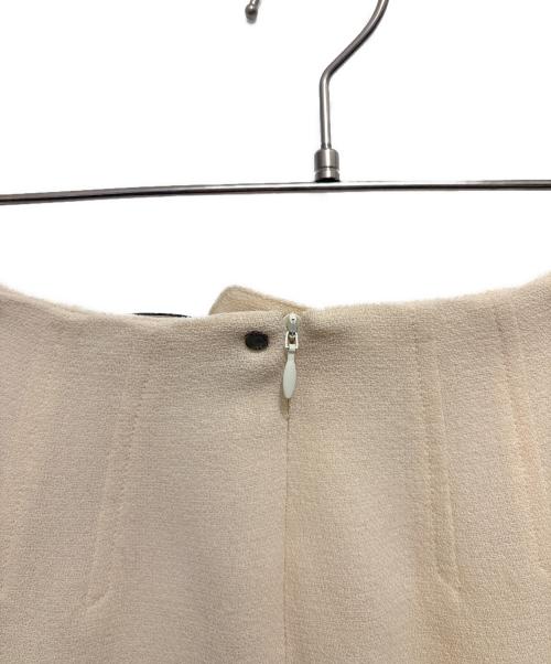 HERMES（エルメス）HERMES (エルメス) セリエボタンフレアスカート アイボリー サイズ:34の古着・服飾アイテム