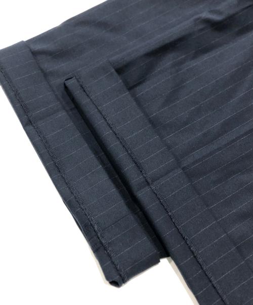 STUDIOUS（ステュディオス）STUDIOUS (ステュディオス) Pinstripe 2way Length Trousers/スラックス/ショートパンツ/ハーフパンツ ネイビー サイズ:2の古着・服飾アイテム