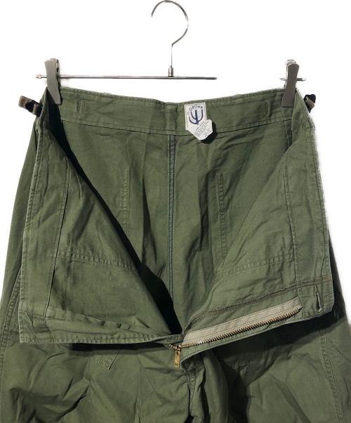 CORONA（コロナ）CORONA (コロナ) AGGRESSOR SLACKS オリーブ サイズ:SIZE Lの古着・服飾アイテム