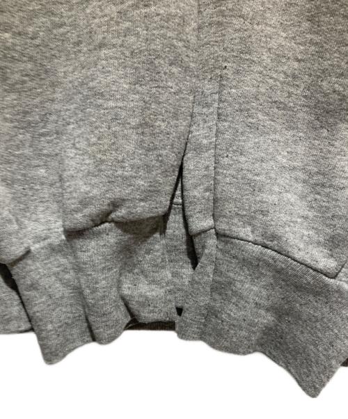 AFFA（エーエフエフエー）AFFA (エーエフエフエー) KARLプリントスウェット グレー サイズ:Ｌの古着・服飾アイテム