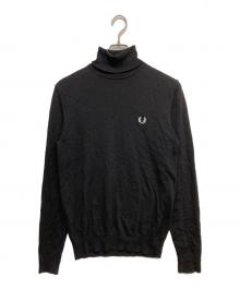 FRED PERRY（フレッドペリー）の古着「ロールネックニット」｜ネイビー