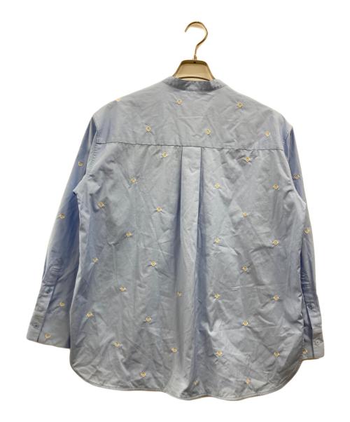 UNITED ARROWS（ユナイテッドアローズ）UNITED ARROWS (ユナイテッドアローズ) エンブロイダリーフラワー バンドカラー シャツ スカイブルー サイズ:不明(実寸参照)の古着・服飾アイテム