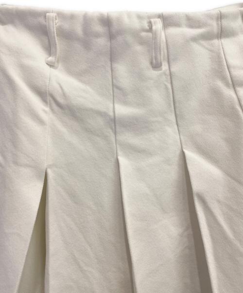 COMME des GARCONS HOMME PLUS（コムデギャルソンオムプリュス）COMME des GARCONS HOMME PLUS (コムデギャルソンオムプリュス) エステルプリーツパンツ ホワイト サイズ:SSの古着・服飾アイテム