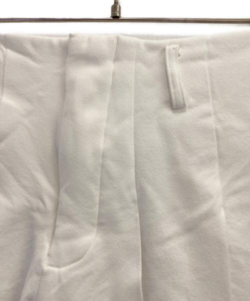 COMME des GARCONS HOMME PLUS（コムデギャルソンオムプリュス）COMME des GARCONS HOMME PLUS (コムデギャルソンオムプリュス) エステルプリーツパンツ ホワイト サイズ:SSの古着・服飾アイテム