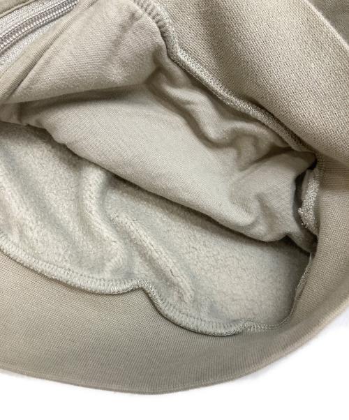 FOG ESSENTIALS（フィアオブゴッド エッセンシャル）FOG ESSENTIALS (フィアオブゴッド エッセンシャル) 裏起毛ジップスウェット ベージュ サイズ:Mの古着・服飾アイテム