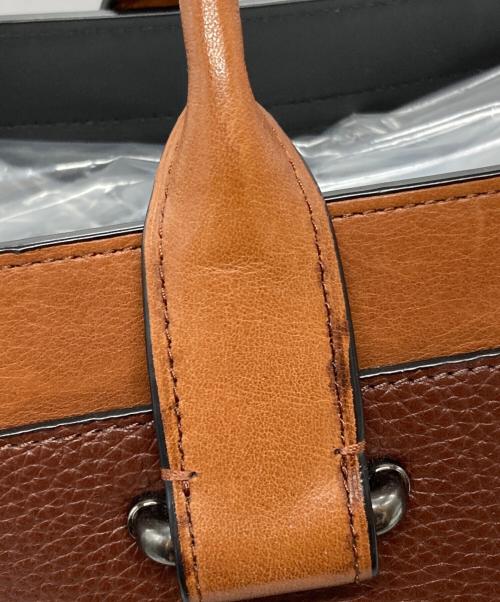 COACH（コーチ）COACH (コーチ) スワッガーショルダーバッグ/Swagger Shoulder Bag ブラウン サイズ:不明の古着・服飾アイテム