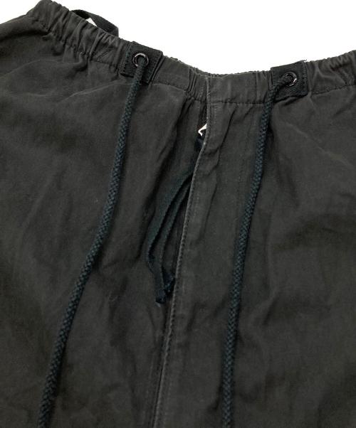 HYKE（ハイク）HYKE (ハイク) ミリタリーイージーカーゴパンツ/Military-Style Easy Cargo Pants ブラック サイズ:Mの古着・服飾アイテム