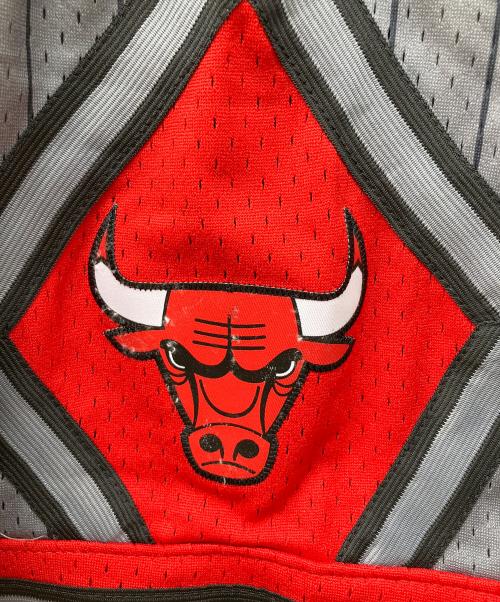 HARDWOOD CLASSICS（ハードウッドクラシック）HARDWOOD CLASSICS (ハードウッドクラシック) MITCHELL & NESS (ミッチェルアンドネス) ハーフパンツ グレー サイズ:S 未使用品の古着・服飾アイテム