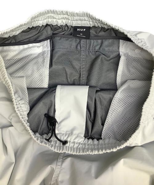 HUF（ハフ）HUF (ハフ) GUIDE SHELL PANT グレー サイズ:Mの古着・服飾アイテム