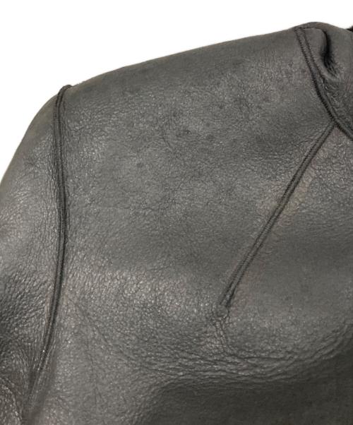 DOMA（ドマ）DOMA (ドマ) フーデッドムートンコート ブラック サイズ:Sの古着・服飾アイテム