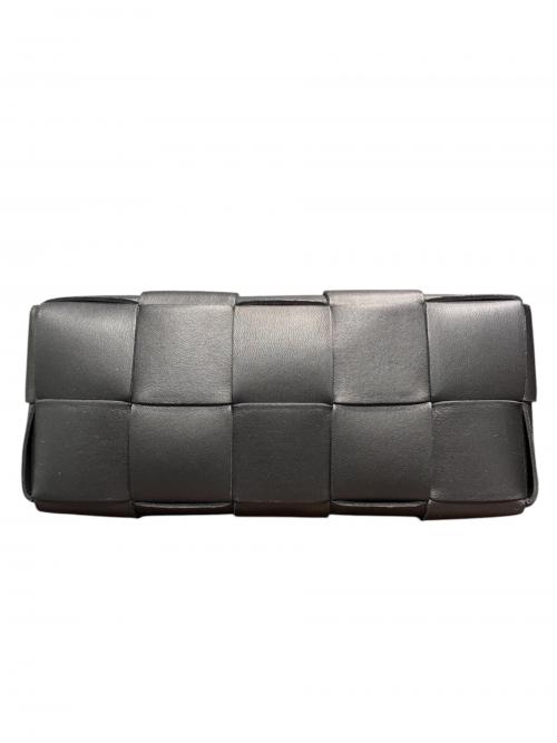 BOTTEGA VENETA（ボッテガベネタ）BOTTEGA VENETA (ボッテガベネタ) ブリックカセットスモール マキシイントレチャート 729166 ブラックの古着・服飾アイテム
