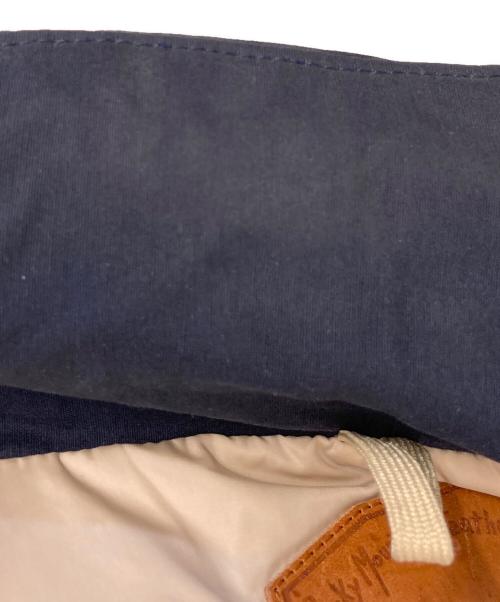 Rocky Mountain FeatherBed（ロッキーマウンテンフェザーベッド）Rocky Mountain FeatherBed (ロッキーマウンテンフェザーベッド) ダウンジャケット ネイビー サイズ:42の古着・服飾アイテム