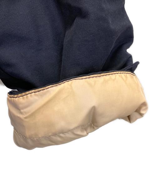 Rocky Mountain FeatherBed（ロッキーマウンテンフェザーベッド）Rocky Mountain FeatherBed (ロッキーマウンテンフェザーベッド) ダウンジャケット ネイビー サイズ:42の古着・服飾アイテム