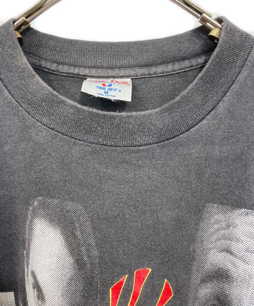 RED HOT CHILI PEPPERS（レッドホットチリペッパーズ）Red Hot Chili Peppers (レッドホットチリペッパーズ) バンドTシャツ ブラック サイズ:Mの古着・服飾アイテム