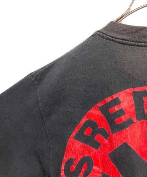 RED HOT CHILI PEPPERS（レッドホットチリペッパーズ）Red Hot Chili Peppers (レッドホットチリペッパーズ) バンドTシャツ ブラック サイズ:Mの古着・服飾アイテム