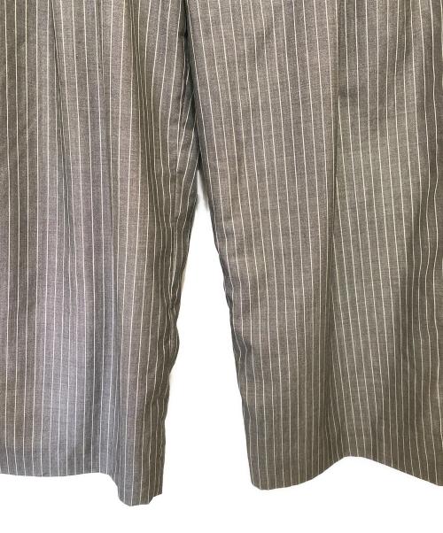 Hed Mayner（ヘド メイナー）Hed Mayner (ヘド メイナー) DOUBLE WAIST SLACKS PANTS/ダブルウエストスラックスパンツ グレー×ホワイト サイズ:XSの古着・服飾アイテム