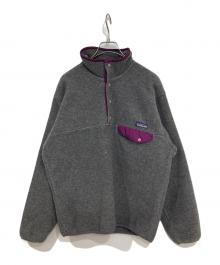 Patagonia（パタゴニア）の古着「シンチラスナップTフリースジャケット」｜グレー