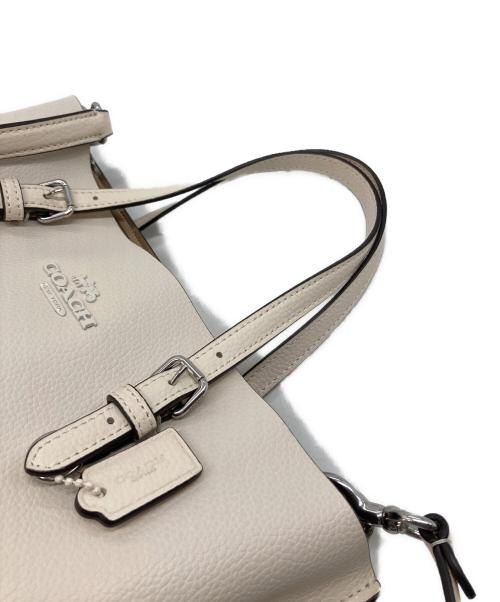 COACH（コーチ）COACH (コーチ) モリー トート バッグ 25 アイボリー サイズ:実寸参照の古着・服飾アイテム