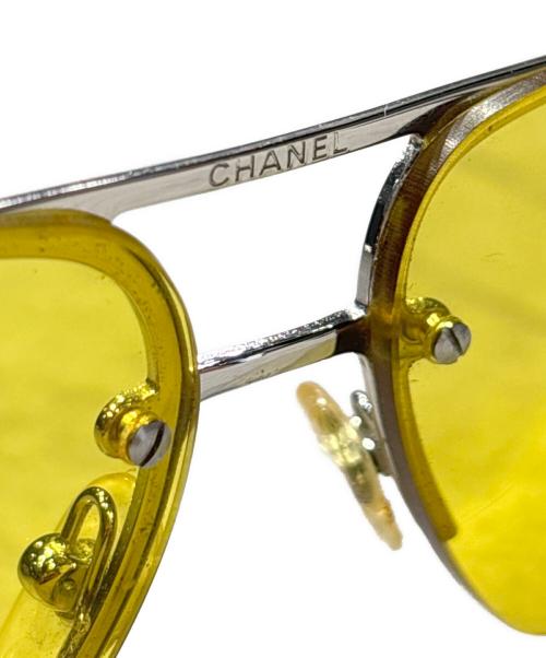 CHANEL（シャネル）CHANEL (シャネル) アビエーター サングラス イエロー・シルバー サイズ:57□12 130の古着・服飾アイテム