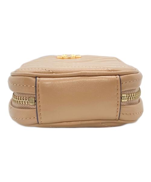 TORY BURCH（トリーバーチ）TORY BURCH (トリーバーチ) KIRA CHEVRON PHONE CROSSBODY  ミニショルダーバッグ　ポーチバッグ ピンク サイズ:実寸参照の古着・服飾アイテム
