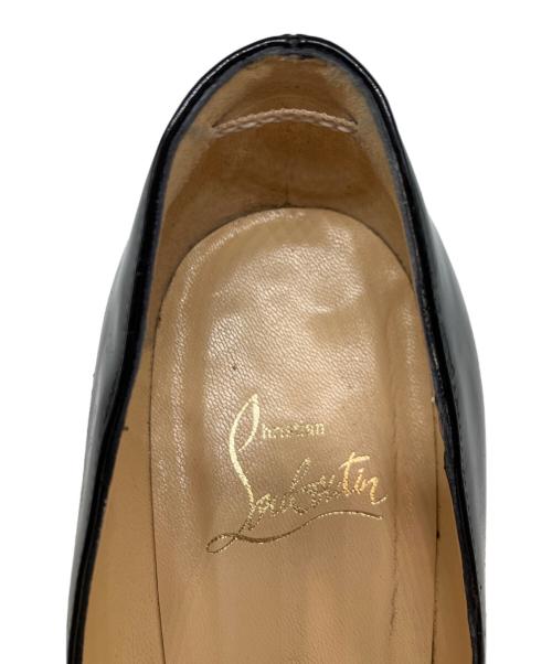 Christian Louboutin（クリスチャン・ルブタン）Christian Louboutin (クリスチャン・ルブタン) エナメルパンプス ブラック サイズ:SIZE　35の古着・服飾アイテム