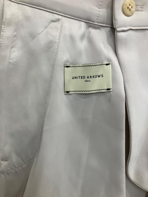 UNITED ARROWS（ユナイテッドアローズ）UNITED ARROWS (ユナイテッドアローズ) ポリエステル 2タック ワイドパンツ アイボリー サイズ:SIZE 38の古着・服飾アイテム