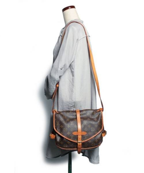 LOUIS VUITTON（ルイ ヴィトン）LOUIS VUITTON (ルイヴィトン) ソミュール30/Wフェイスショルダーバッグ ブラウン サイズ:30の古着・服飾アイテム