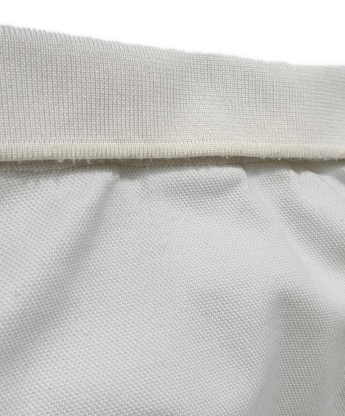 F.C.R.B.（エフシーレアルブリストル）F.C.R.B. (エフシーレアルブリストル) ポロシャツ ホワイト サイズ:Mの古着・服飾アイテム