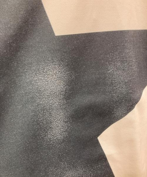 F.C.R.B.（エフシーレアルブリストル）F.C.R.B. (エフシーレアルブリストル) ポロシャツ ホワイト サイズ:Mの古着・服飾アイテム