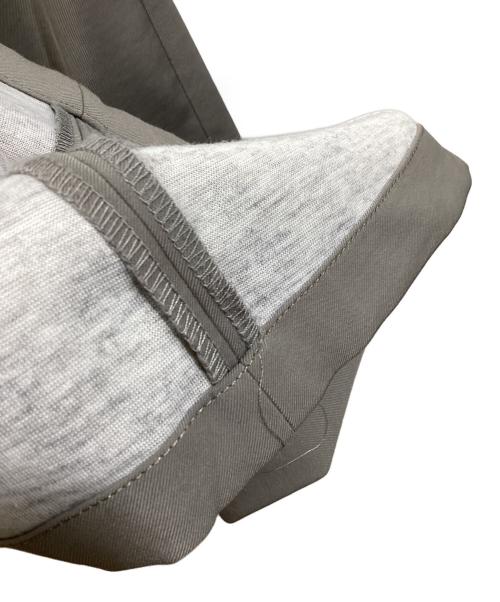 GOAT ESSENCE（ゴートエッセンス）GOAT ESSENCE (ゴートエッセンス) TUCK WIDE PANTS グレー サイズ:2の古着・服飾アイテム