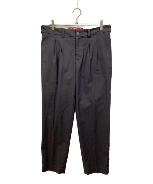 HIDE AND SEEK（ハイドアンドシーク）HIDE AND SEEK (ハイドアンドシーク) PLEATED TROUSER グレー サイズ:Ｍの古着・服飾アイテム