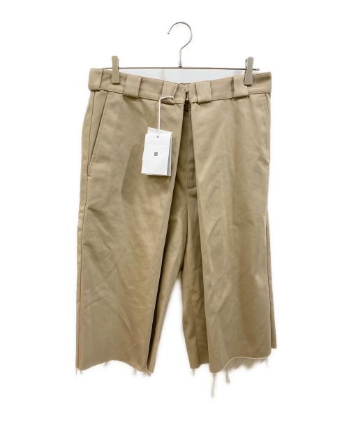 GIVENCHY（ジバンシィ）GIVENCHY (ジバンシィ) バミューダショーツ ベージュ サイズ:46の古着・服飾アイテム