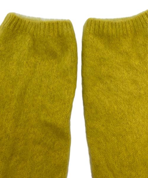 BEARDSLEY（ビアズリー）BEARDSLEY (ビアズリー) ファーニットフレアープルオーバーニット イエロー サイズ:FREEの古着・服飾アイテム