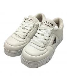 PRADA（プラダ）の古着「パデッドナッパレザースニーカー」｜ホワイト